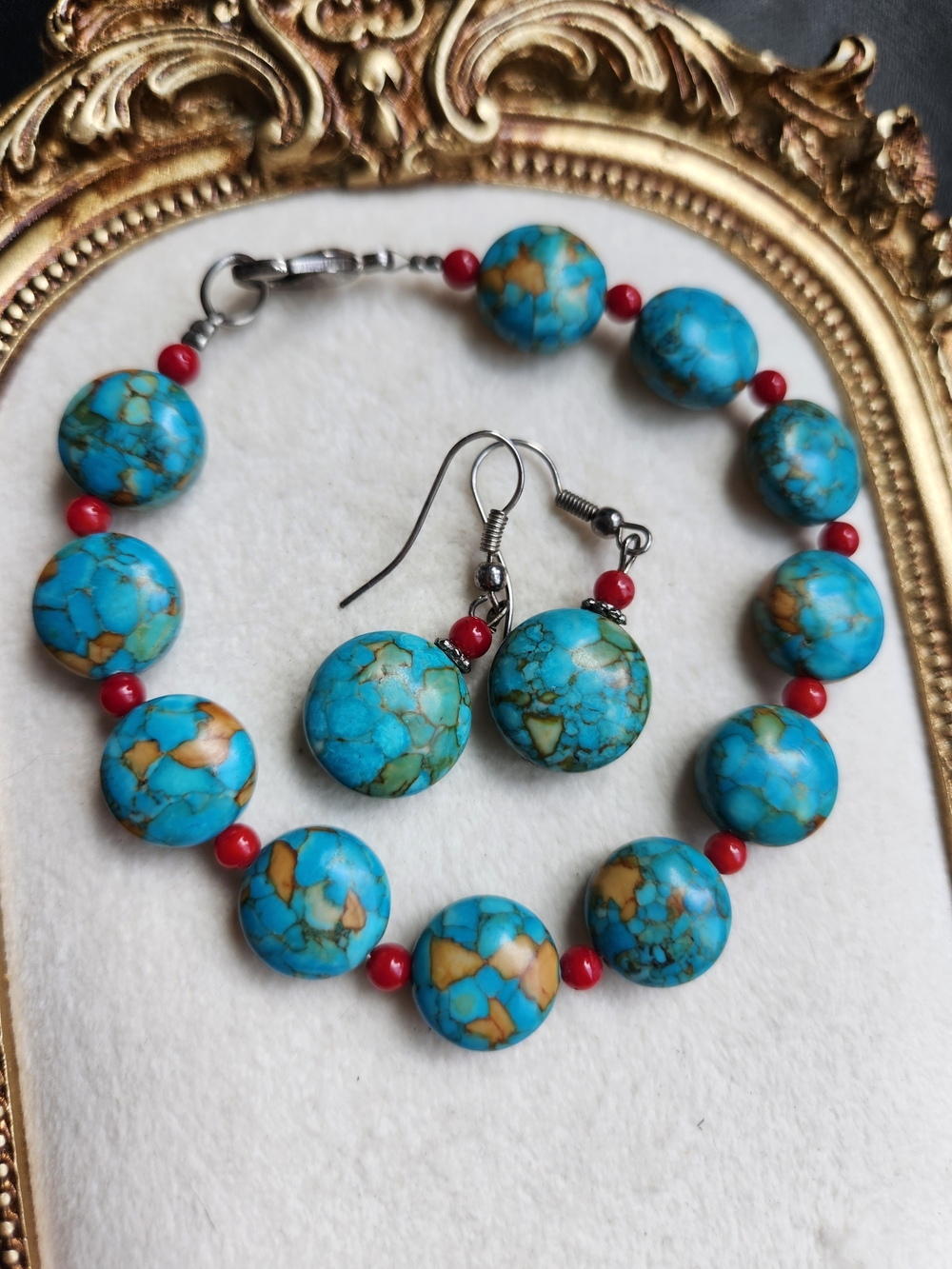 VTG Boho Turquoise & Red Stone Beaded Bracelet & Earrings Southwest